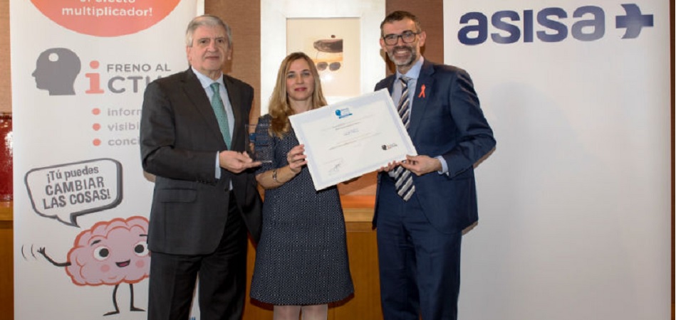 Asisa recibe un galardón por su contribución en la prevención del ictus
